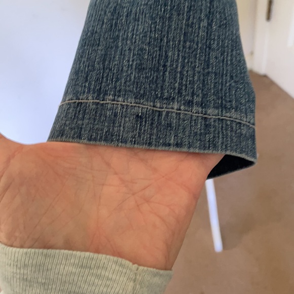 Yilukardan light denim jacket w/sequins/beads Lg. - Picture 7 of 10